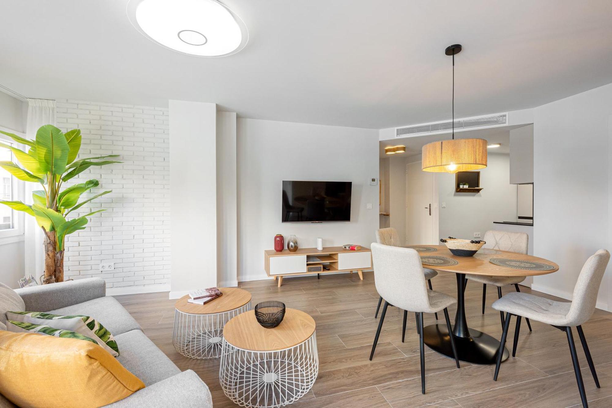 Floperw 2 Apartment Малага Екстериор снимка