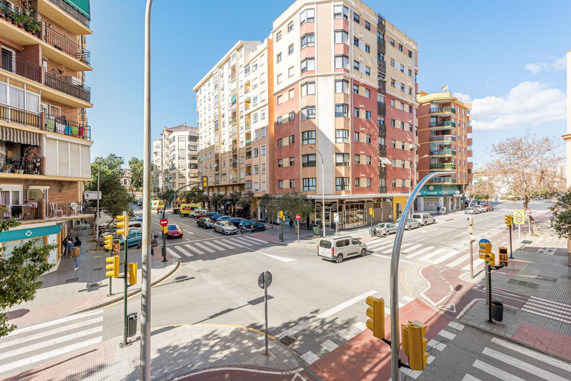 Floperw 2 Apartment Малага Екстериор снимка